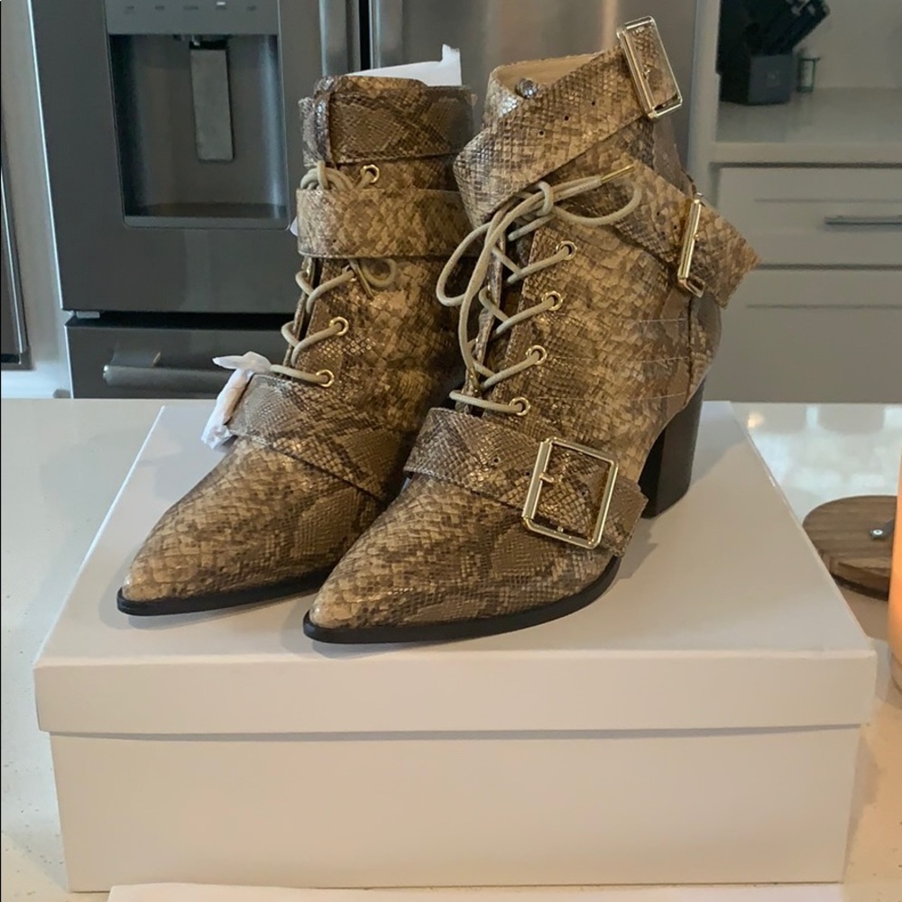 RAYE ‘Drew’ bootie in Taupe snakeskin